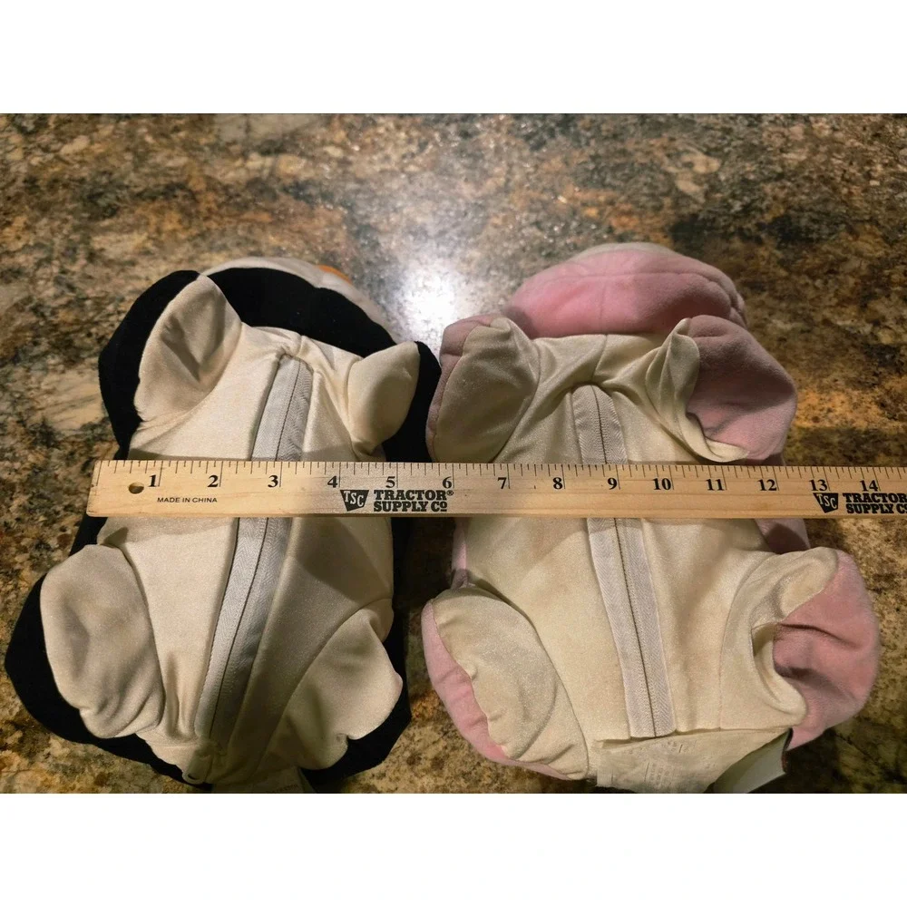 Necknapperz convertible plush